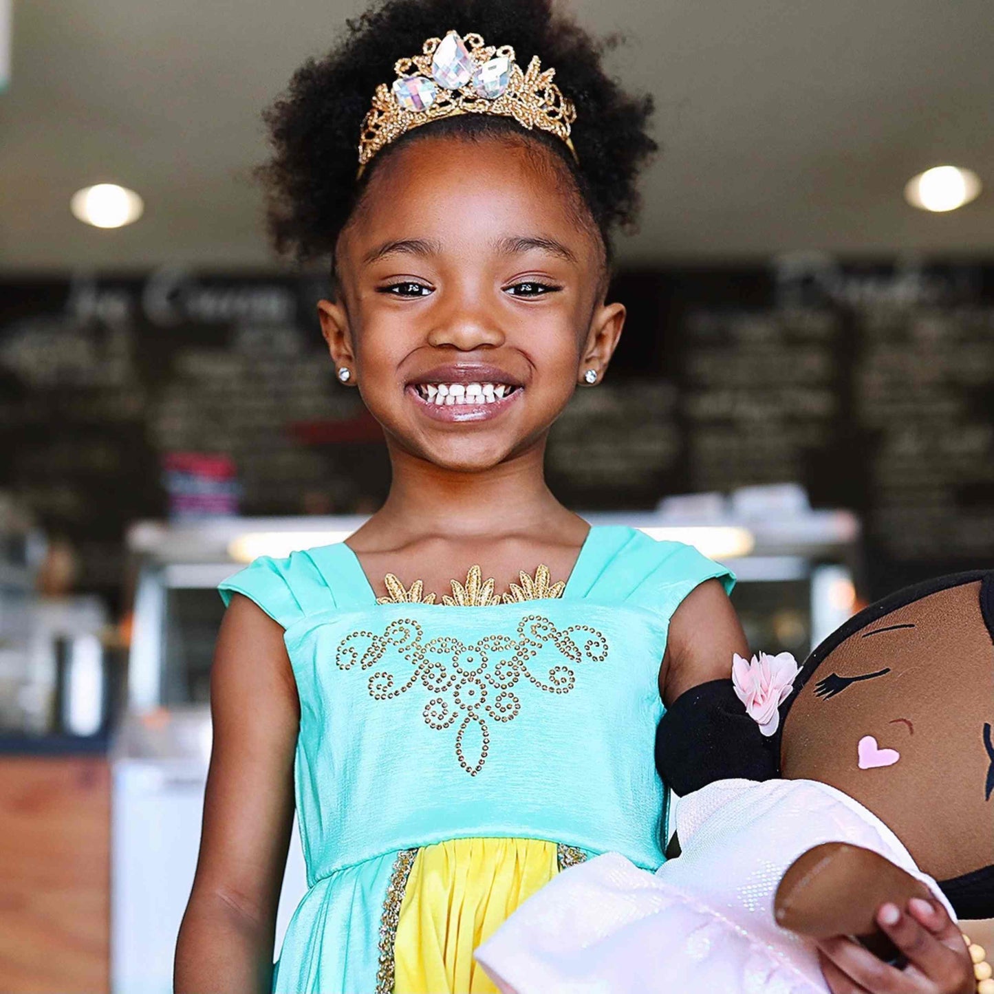 Pure Radiance Princess Crown - Clear