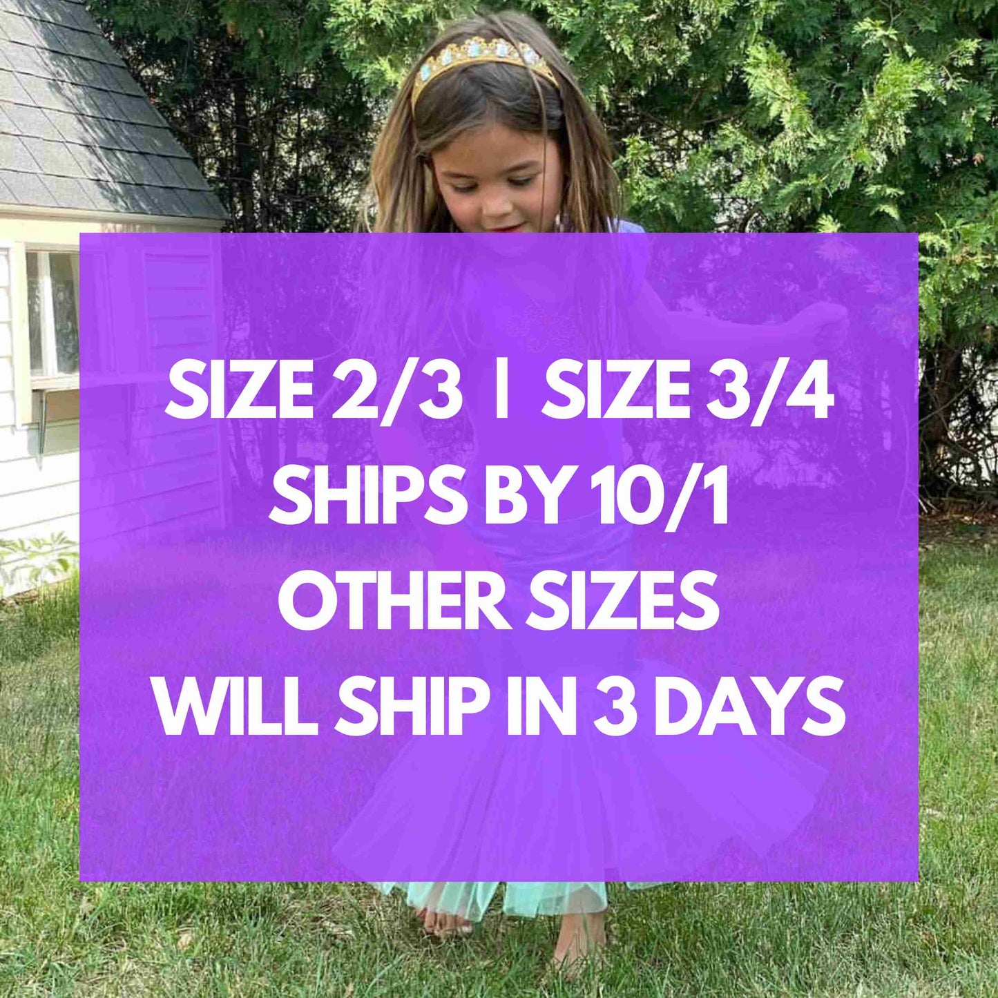a little girl holding a purple sign that says, size 2 / 3 i size