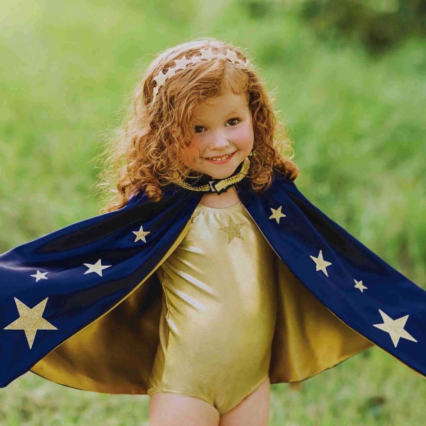 Personalized Kids' Magic Cape Set – Perfect for Young Magicians! - Navy & Gold
